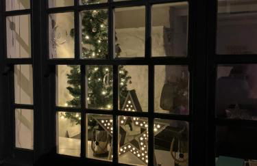 Cottage - Sleeps 6 - Pet Friendly - Patio - Foto 30