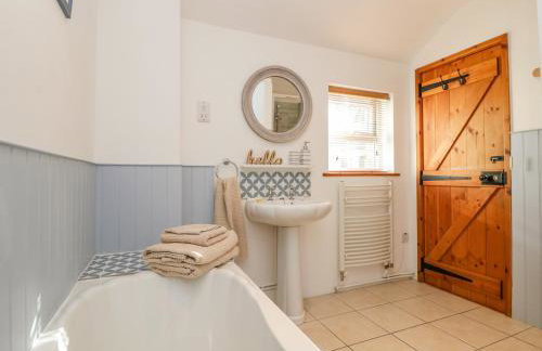 Pond Cottage - Photo 16