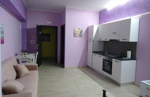 ALLOGGIO VIOLA nel CUORE DI SORIANO - Foto 4