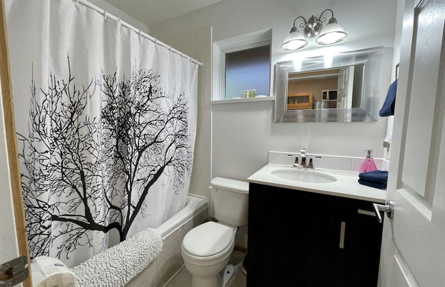 West Coast Cabin - Photo 3