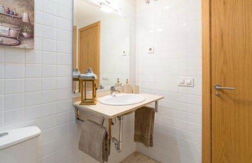 Keywise Perfect location next to María Zambrano STATION, central , beach ,pool and free Parking - Foto 35