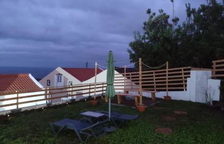 Azure Vista Lodge - Photo 34