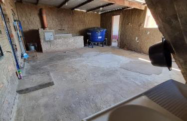 Super Confortável, WiFi Rápido, Garagem Coberta, 2 Banheiros, Suíte, 3 Quartos, Microondas, Cozinha Grande Completa, Mesa de Jantar Grande, Entrada Privativa, Perto do Shopping Pátio Matosinhos, 5 min do Centro Histórico - Foto 48