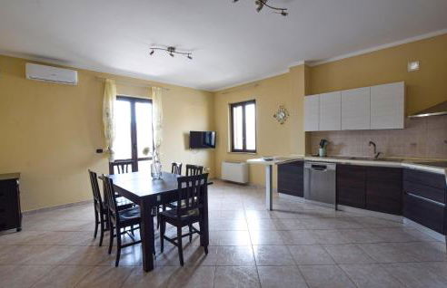 Lovely Apartment In Nicotera Marina With Wifi - Foto 7
