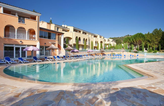 Apartment in Greoux-les-bains Near Lakes - Foto 14