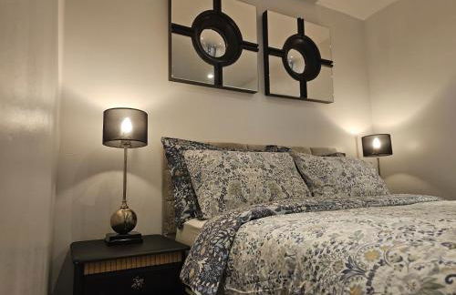 StayZen Apartments - Free Parking & Private Garden Ground Floor Central Woking - Business & Leisure - Photo 26