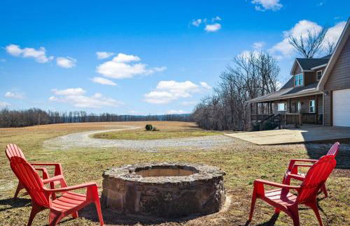 Ozark Retreat with Mountain Views Fire Pit & Deck - Foto 6