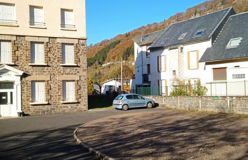 Appartement Centre Ville MONT DORE Vacances et Week-End Classé 3 Etoiles - Foto 14