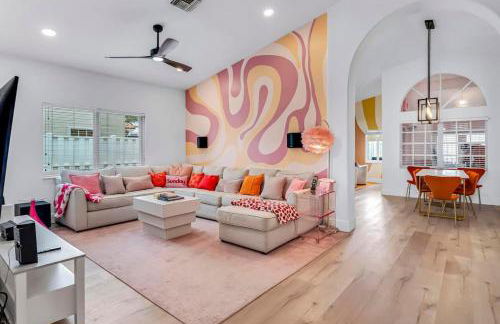 Designer Stylish Villa by Sawgrass with Hot Tub and Arcade Games - Foto 5