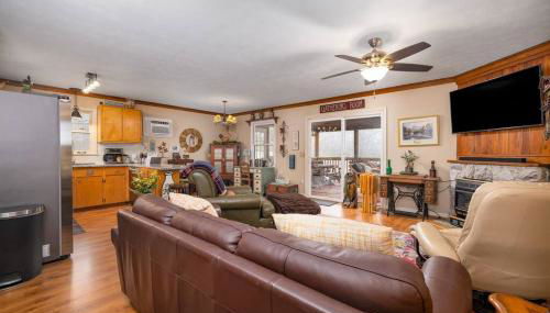 Waterfront Cabin 20 Mins to National Park & Massanutten! - Foto 2