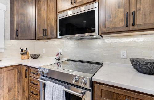 Luxury 5BD Retreat Hot Tub Fire Table Mtn Views - Foto 13