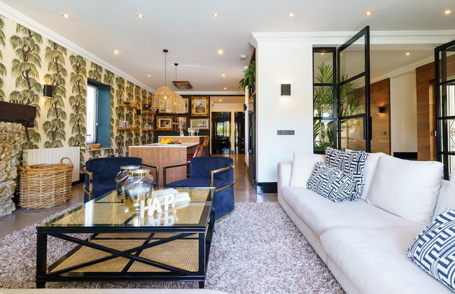 Golden Villa Luxury Pool Retreat & Beach - Foto 14