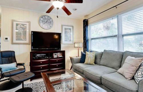 Great shape after Milton-Pool Home Wows! po - Photo 11