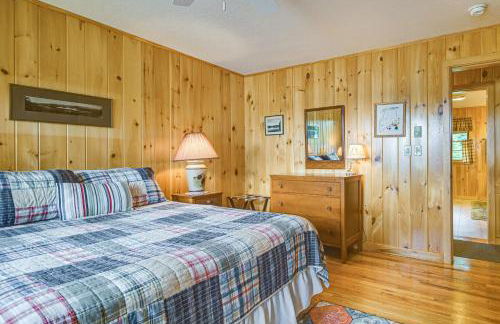 Lakefront Escape with Deck and Kayaks in Lovell! - Foto 19