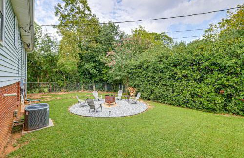 Families Welcome, Fenced Yard: Inviting Greer Home - Photo 19