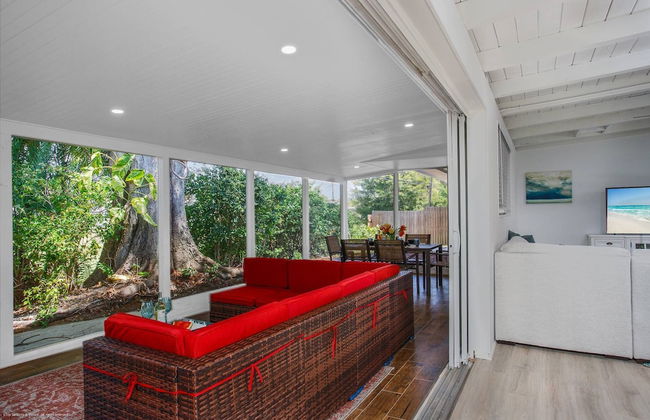 Gorgeous Grove Contemporary Family Home - Foto 26