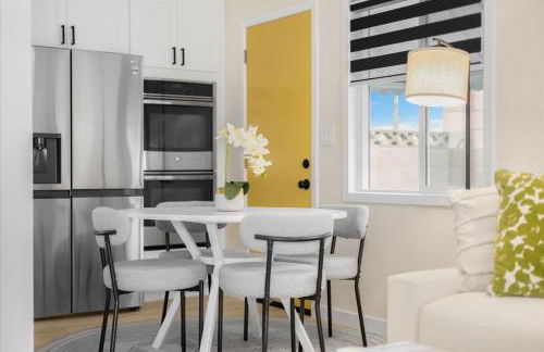 Luxurious Newly Remodeled 4 Bedroom Home with Large Backyard near Disneyland - Foto 22