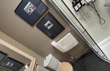 Painter's Cottage - Photo 15