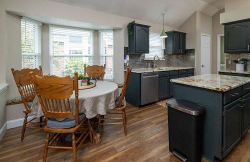 Pool, Games & World Cup Fun for the Whole Family - Foto 17