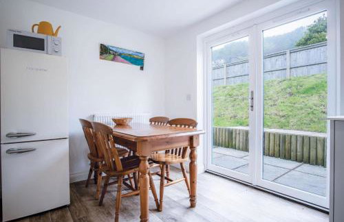 Yellow Cottage - 2 Bedroom Cottage - Dale - Foto 65