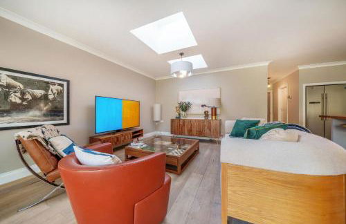 Stunning 3B2Ba Huge entertaining space and hottub! - Foto 11