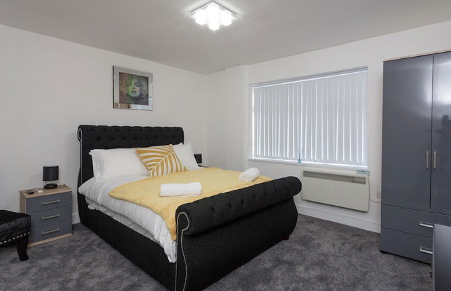 Live in Leeds Greenhill Bungalows - Photo 11