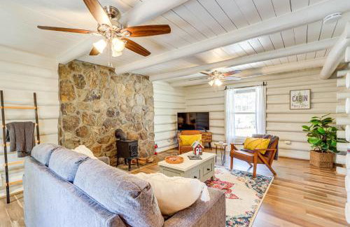 Dog-Friendly Hiawassee Cabin Near Lake and Hiking - Foto 2