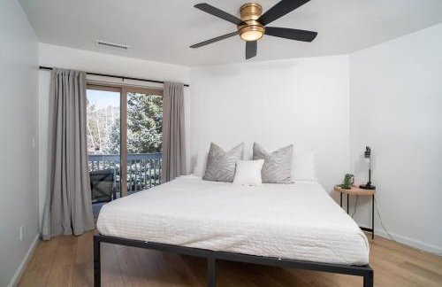 Family-Friendly Getaway Hot Tub Views EVSE - Foto 19