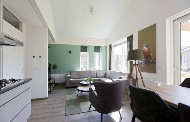 Attractive Bungalow with Covered Terrace near Veluwe - Photo 12