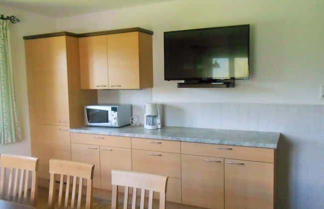 Charming Holiday Home in Huttau With Barbecue - Foto 12