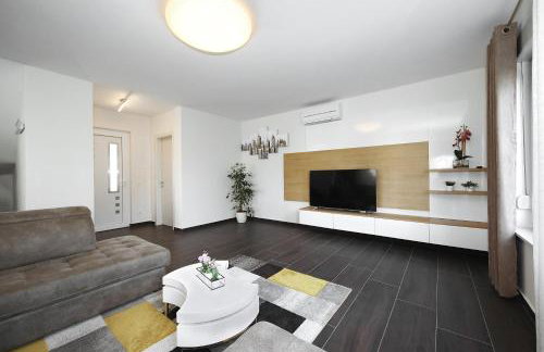 Villas A & N - Photo 19