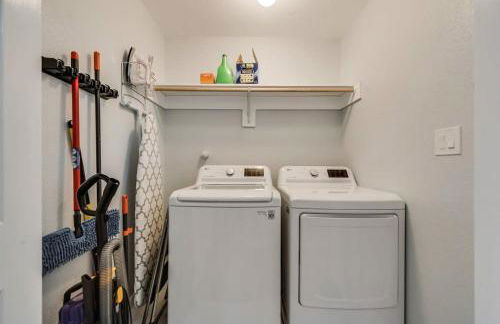 Luxury Home w Hot Tub near AT&T Stadium - Foto 25