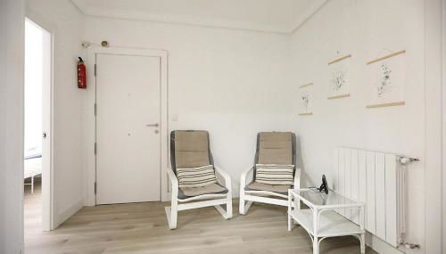 Precioso Piso Céntrico Con Aparcamiento Gratuito - Foto 5, Lobby or reception