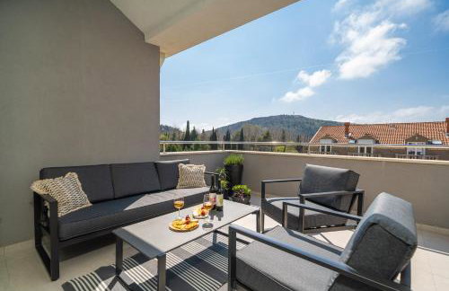 Olive Family house - Photo 16