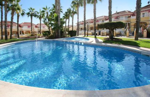 Stunning Home In Orihuela Costa - Foto 1