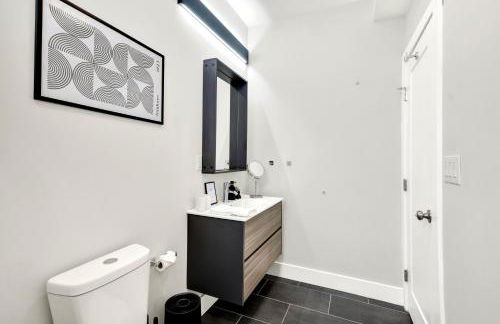 Spacious Center City 3BR 4BA with Arcade - Sleeps 8 - Foto 34