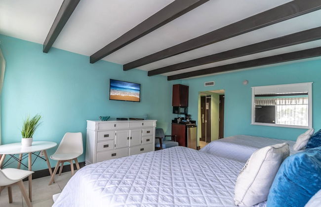 201 Little Harbor Inn - Photo 45