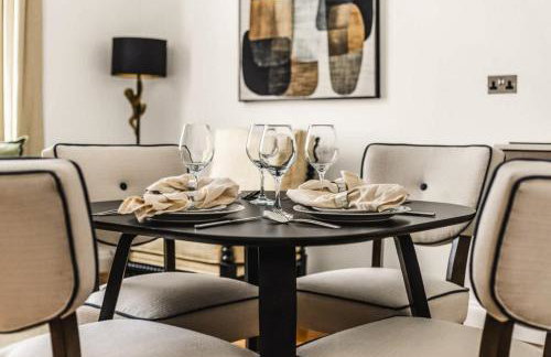 Elegant Kensington Apartment AC - Foto 8