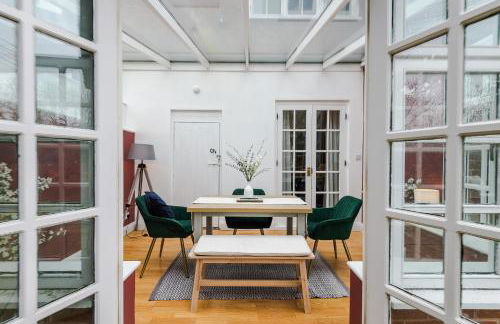 Stylish 4 Bedroom Home in Port Sunlight with 7 Beds Perfect for Business Bookings and Groups - Foto 31