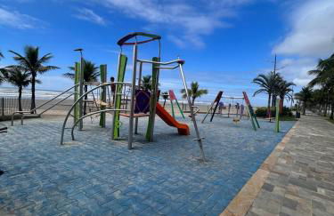 APTO BEIRA MAR - ACONCHEGANTE _ VARANDA GOURMET - WIFI - NETFLIX - TV A CABO - PRAIA GRANDE - Photo 58