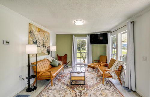 Riverfront Tennessee Retreat with Patio and Boat Ramp! - Foto 3