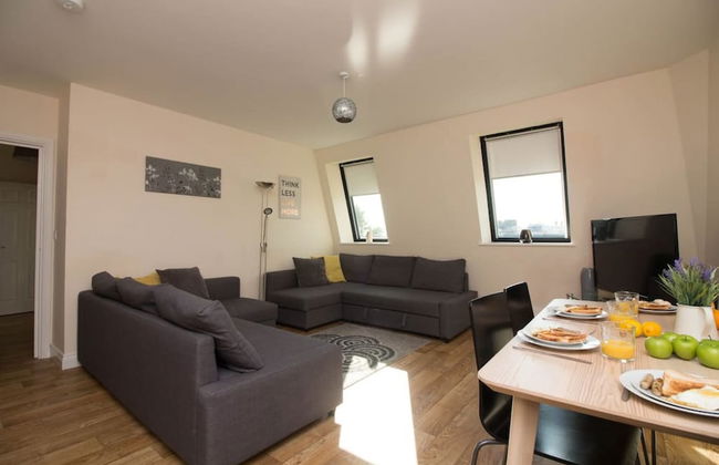 Stayzo Castle Penthouse 17 - A Clean Fresh Modern Apartment With Free Wi-fi - Foto 10
