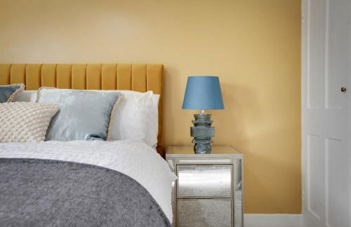 Ann’s Place - 2 Bed House Central Romford - Free Parking & Garden - Foto 25