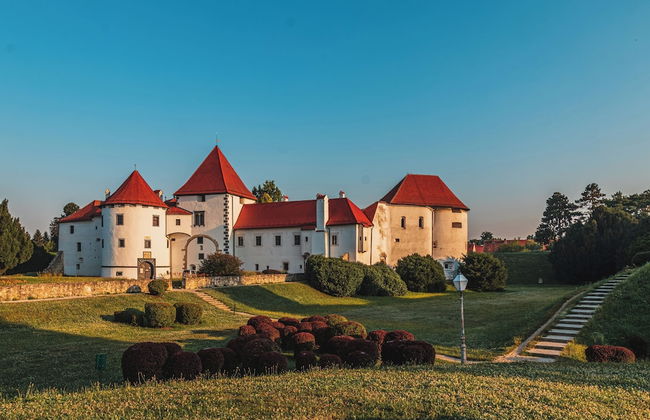 Villa Joy With Pool and Hot Tub - Foto 42