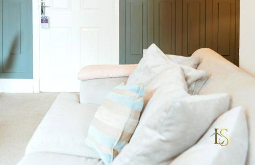 *Luke Stays Oswald Terrace* - Foto 34