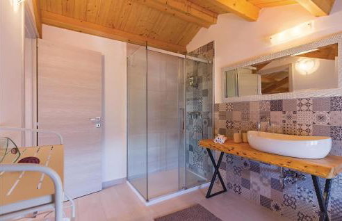 Stunning Home In Peruski With Wifi - Foto 27