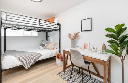 Mid Century Modern Boise-River Bungalow w/ Hot Tub - Foto 13