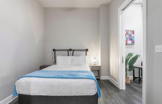 Bywater Suite Hotel - Photo 44