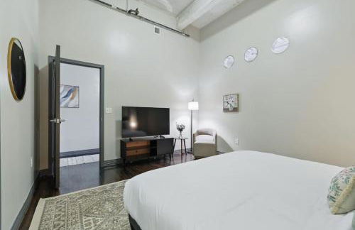 Luxury Penthouse with City Views - Foto 13