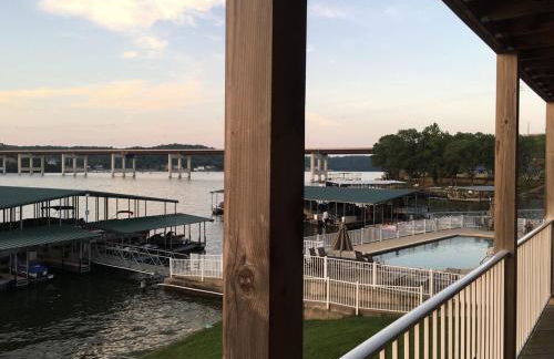 Lake Front and Calm Waters at Miramar 3BR 2BA - Photo 15